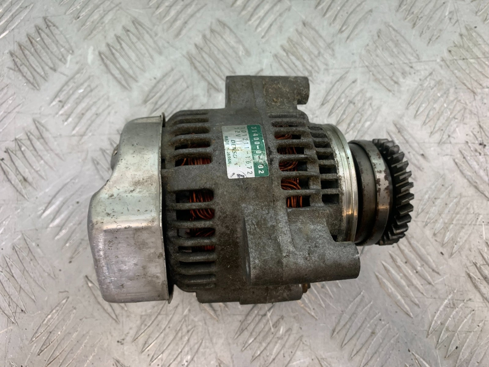 SUZUKI GSF600 GSF 600 BANDIT ALTERNATOR  2000-2004 (CMB1269)