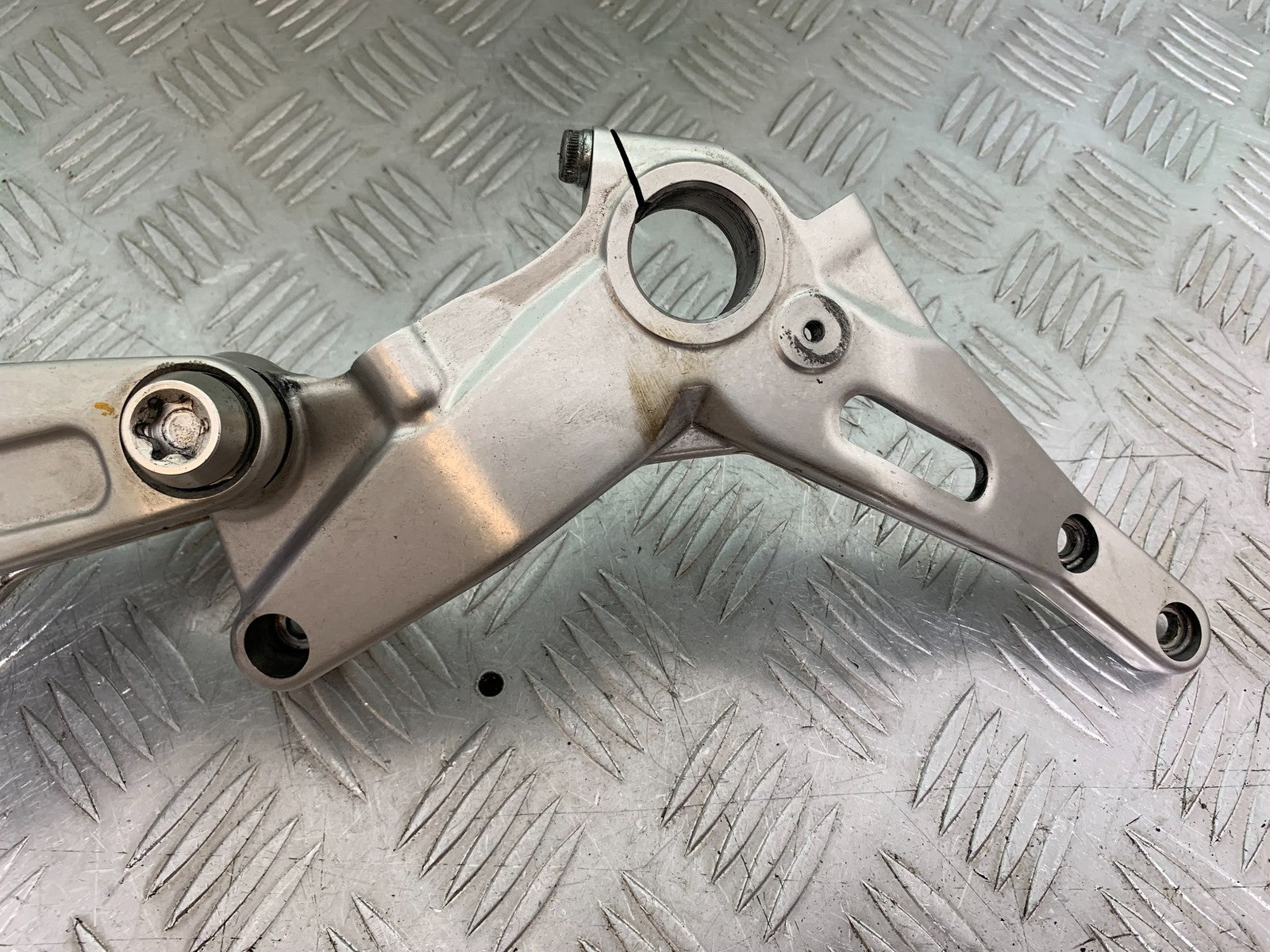 DUCATI 1299 PANIGALE REAR SHOCK LINKAGE   YEAR 2016 (CMB 1187)