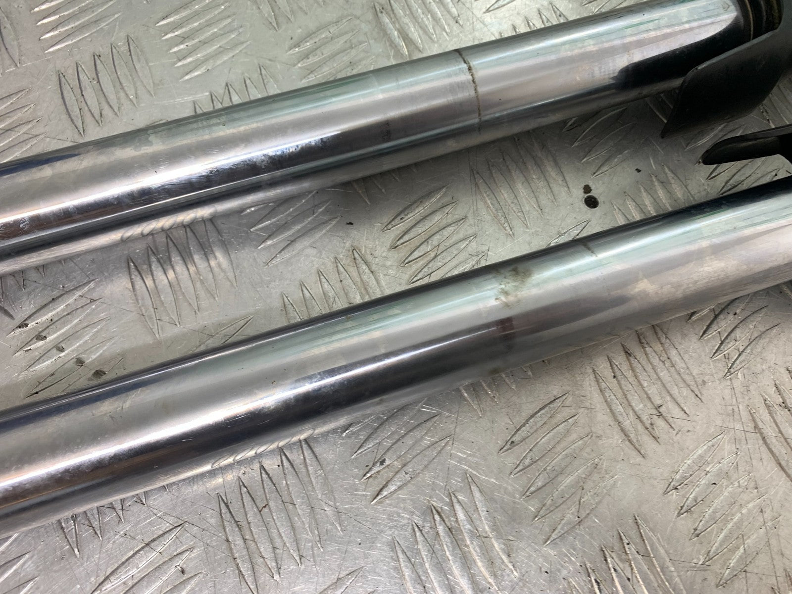 SUZUKI GSF1200 GSF 1200 BANDIT FORKS  YEAR 2001-2004 (CMB1188)