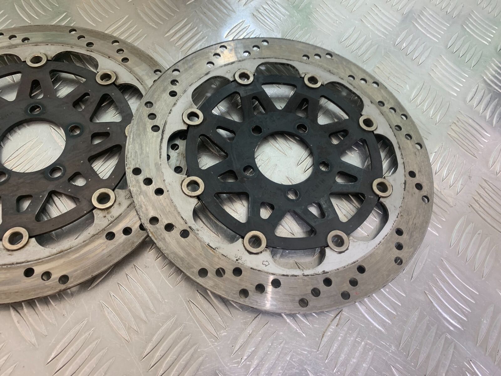 KAWASAKI ZR 750 ZEPHYR FRONT BRAKE DISCS  YEAR 1991-95 (CMB1008)
