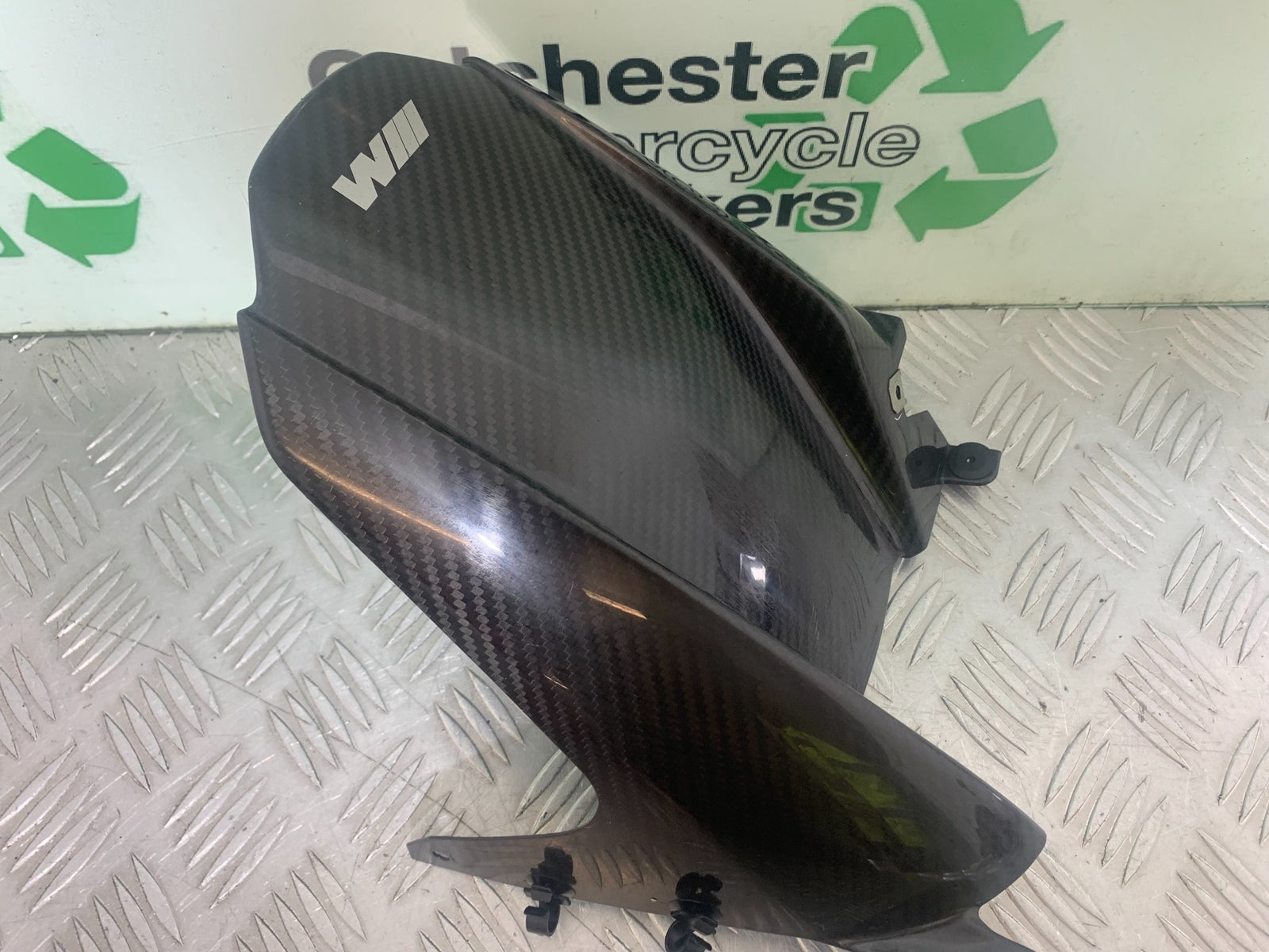 BMW M1000 R CARBON HUGGER  YEAR 2023-2024 (CMB1140)