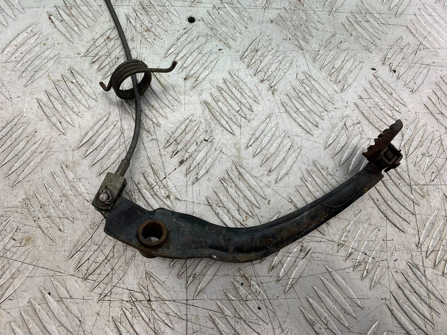 KAWASAKI KLR250 KLR 250 REAR BRAKE PEDAL YEAR 1984-2001 (CMB1225)