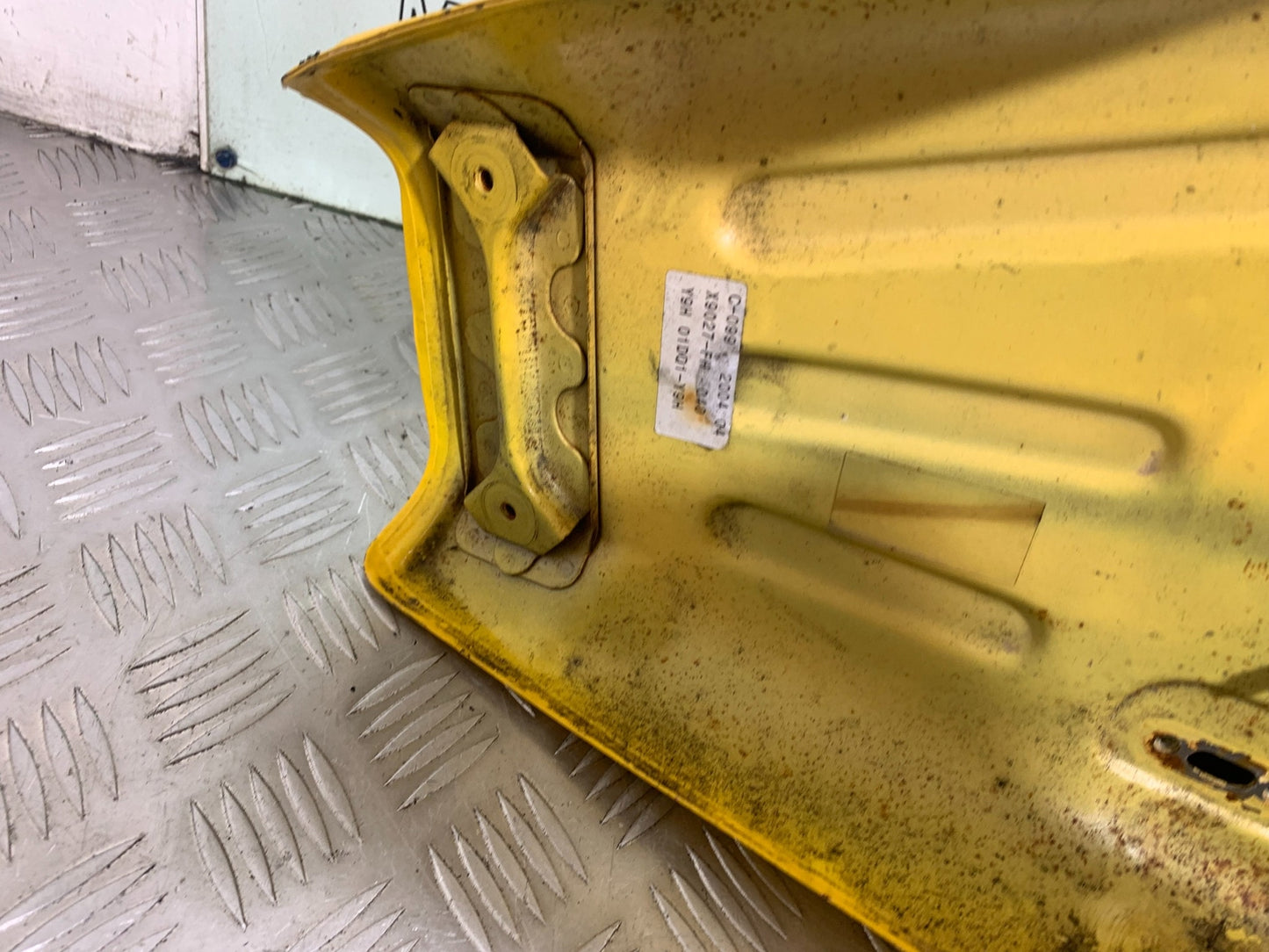 SUZUKI GS500 GS 500 PETROL TANK  YEAR 2004