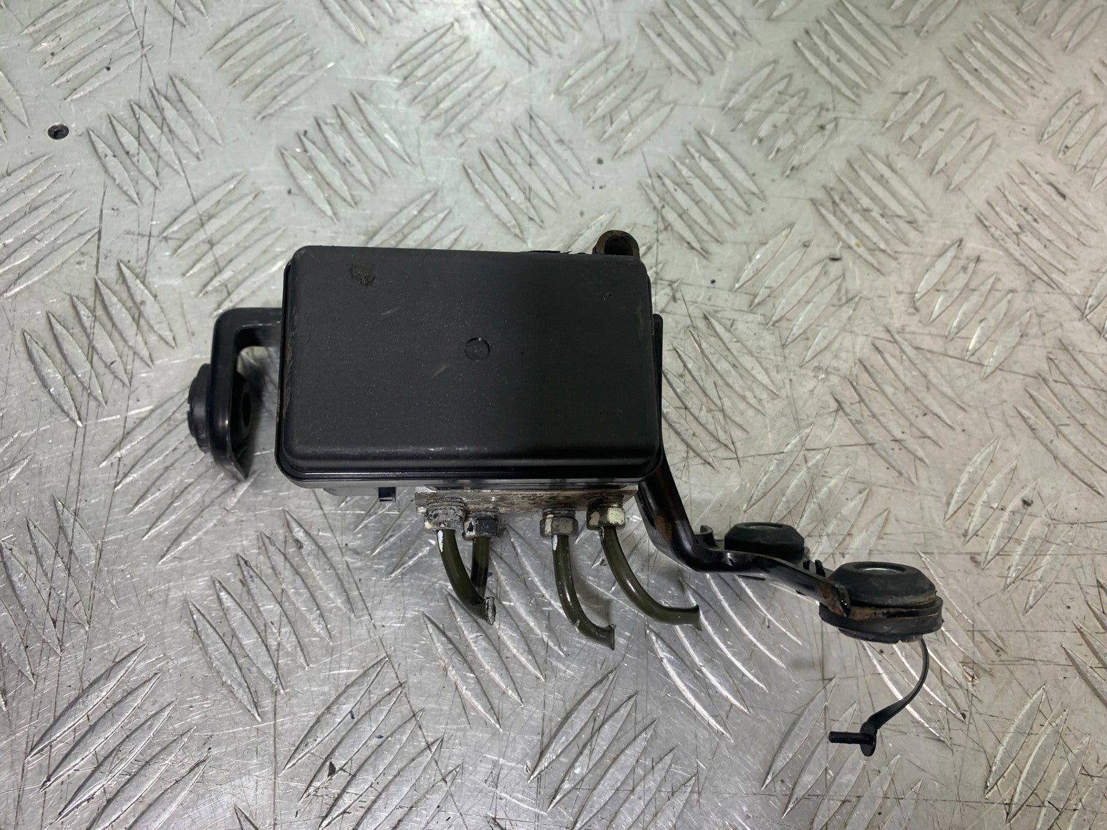 SUZUKI DL1000 V-STROM ABS PUMP YEAR 2014-2019 (CMB1325)