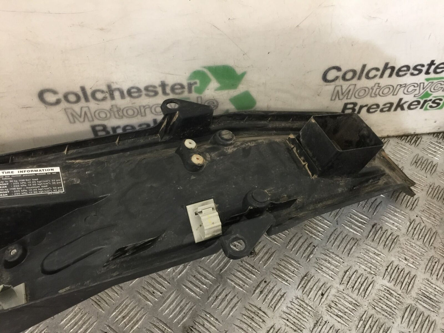 YAMAHA XT1200 Z SUPER TENERE UNDERTRAY   YEAR 2010-2021 (STOCK 894)