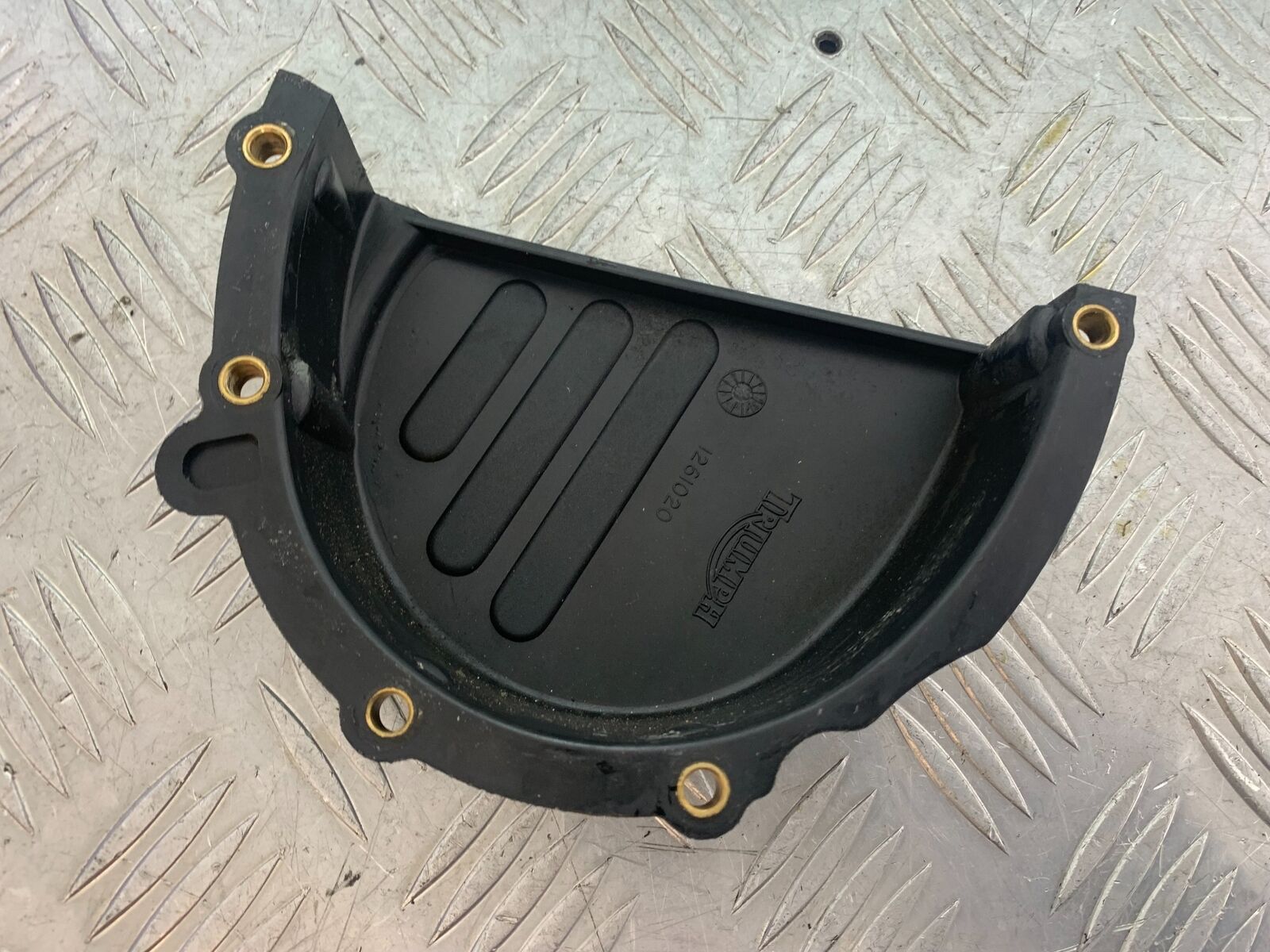 TRIUMPH 955i SPRINT ST SPROCKET COVER   YEAR 1999-2004 (CMB1124)