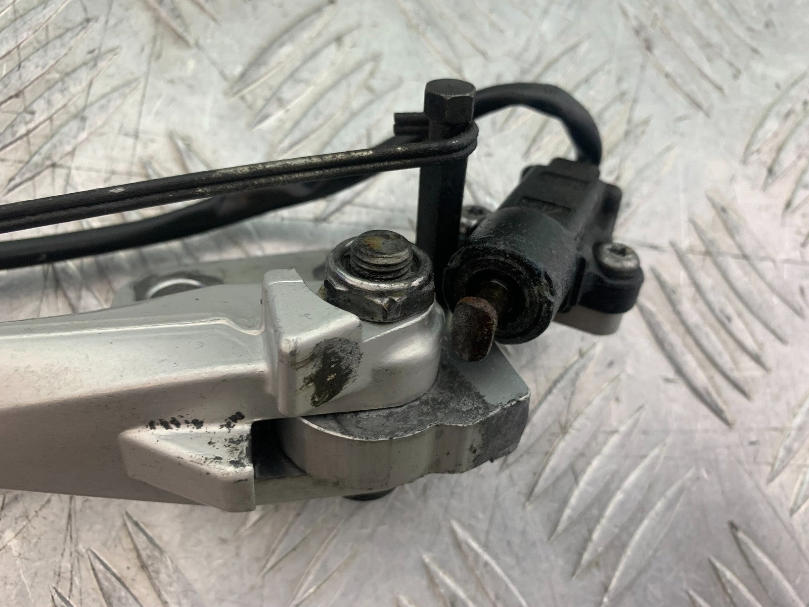 TRIUMPH 675 STREET TRIPLE R SIDE STAND YEAR 2013 - 2016 (CMB1221)