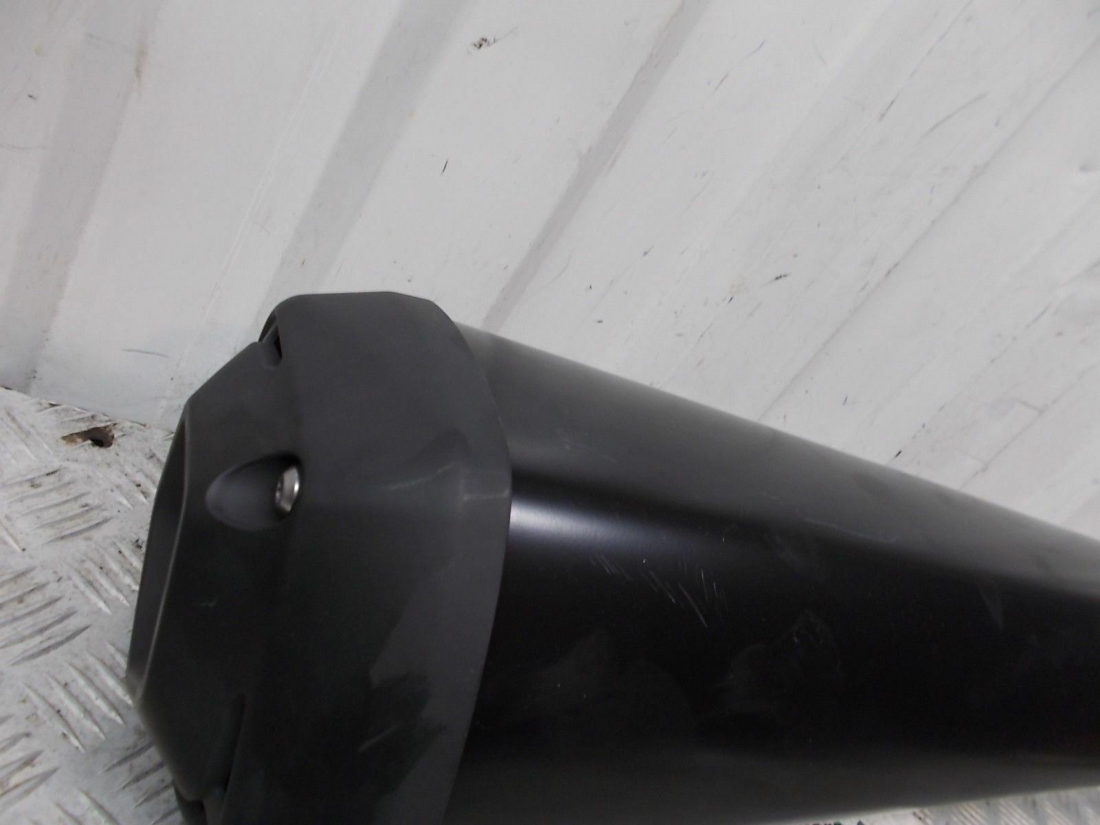 KAWASAKI ZZR1400 ZZR 1400 RIGHT SILENCER YEAR 2014  (NO8)