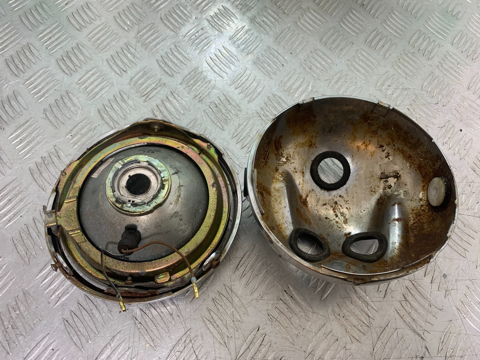 SUZUKI GSX1100 G GSX 1100 G HEADLIGHT  1991-1996 (CMB1283)
