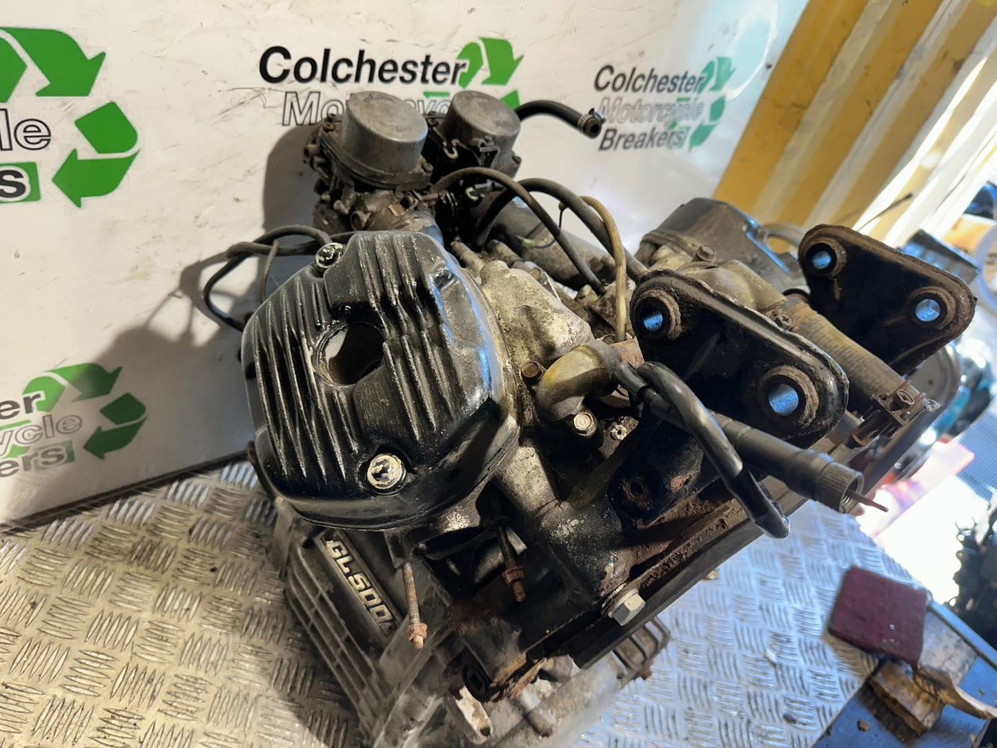 HONDA GL500 GL 500 SILVERWING ENGINE AND CARBS YEAR 1981-82  (CMB1168)