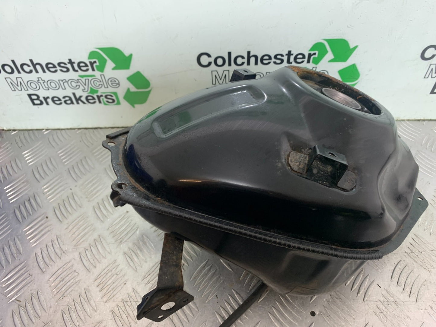 YAMAHA YZF-R125 YZF 125 PETROL TANK  YEAR 2019-2022 (CMB1263)