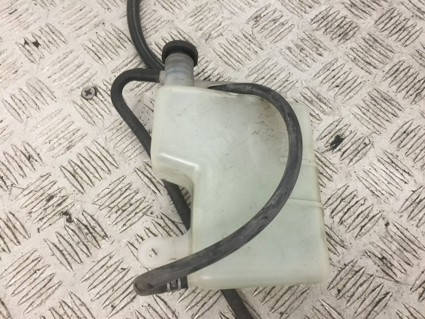 SUZUKI 650 BURGMAN COOLANT BOTTLE YEAR 2014-2018 (STOCK 769)