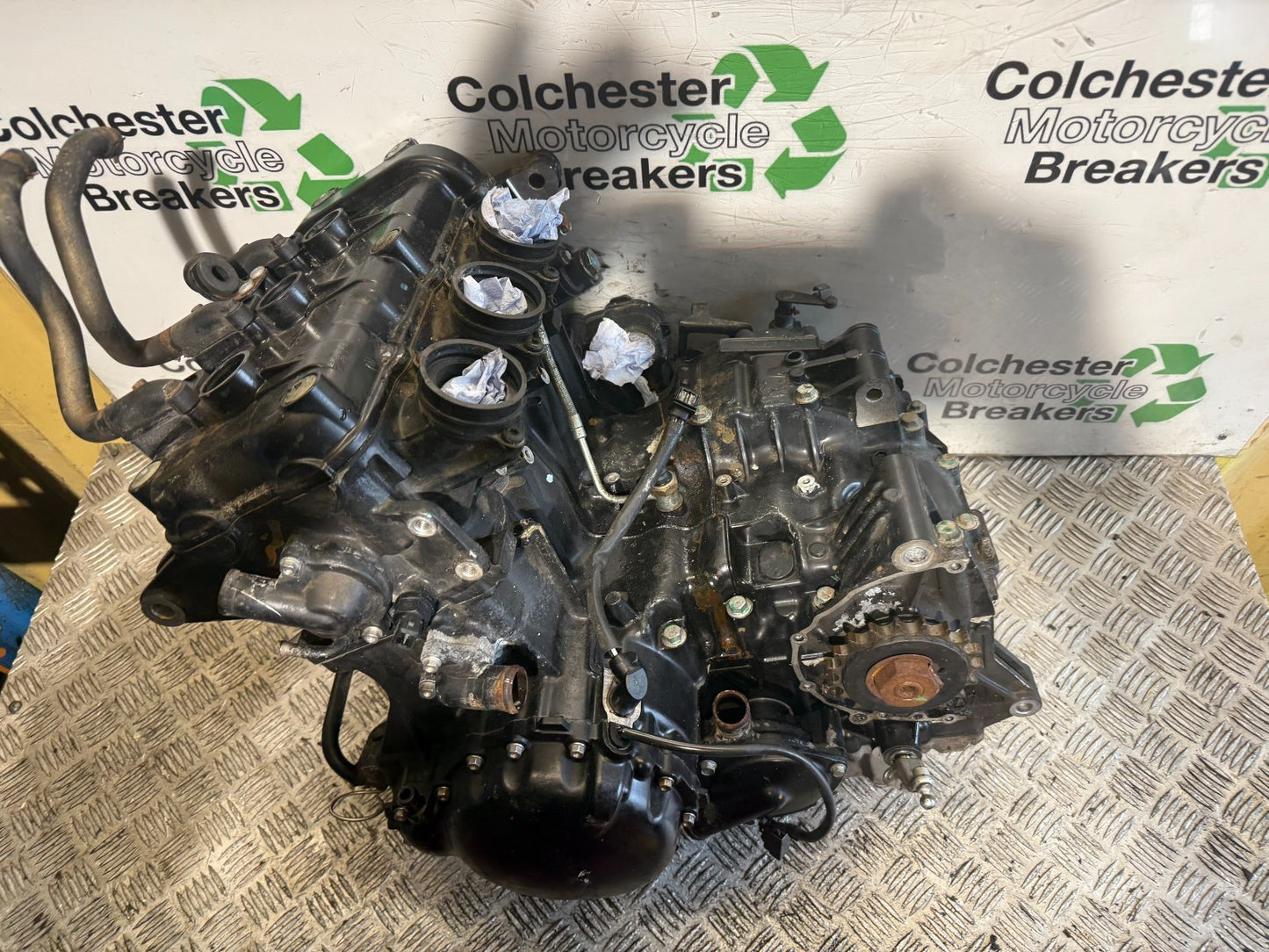 TRIUMPH 955I SPRINT RS ENGINE  YEAR 1999-03 (CMB1313)