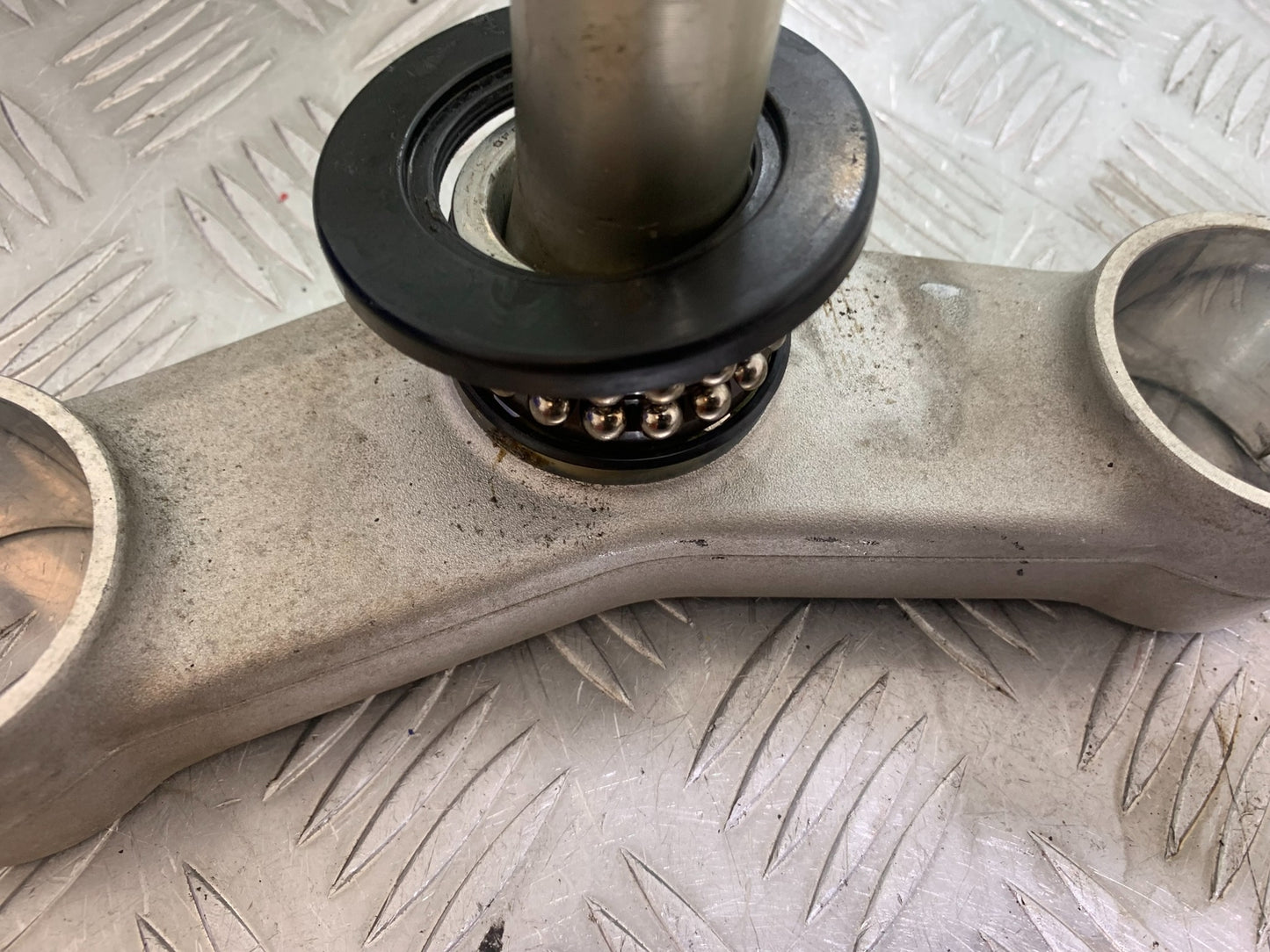KAWASAKI ZX10R ZX 10R BOTTOM YOKE  YEAR 2011-2015 (CMB1154)