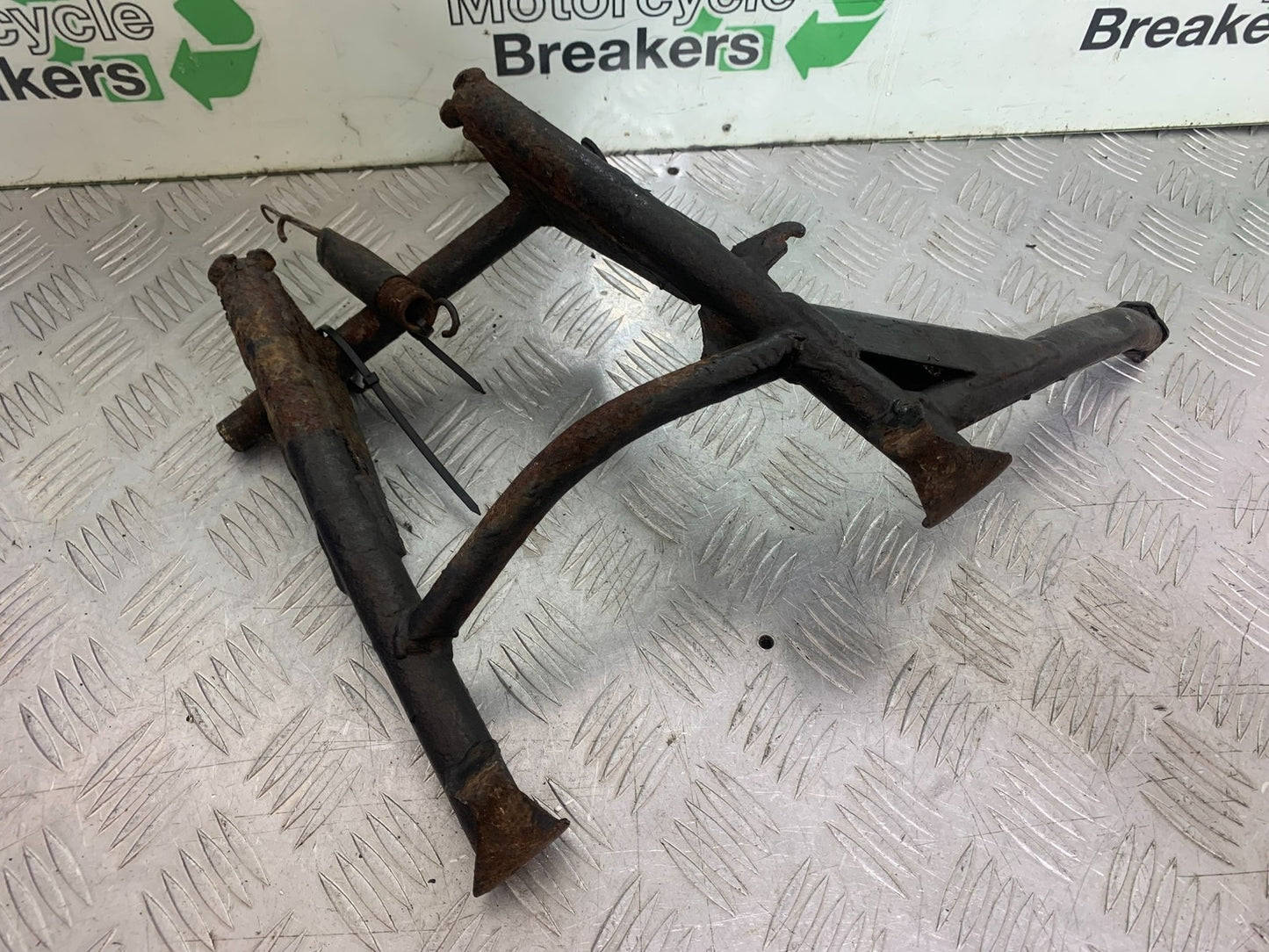 HONDA ST1100 PAN EUROPEAN CENTER STAND  YEAR 1993-2001 (CMB1195)
