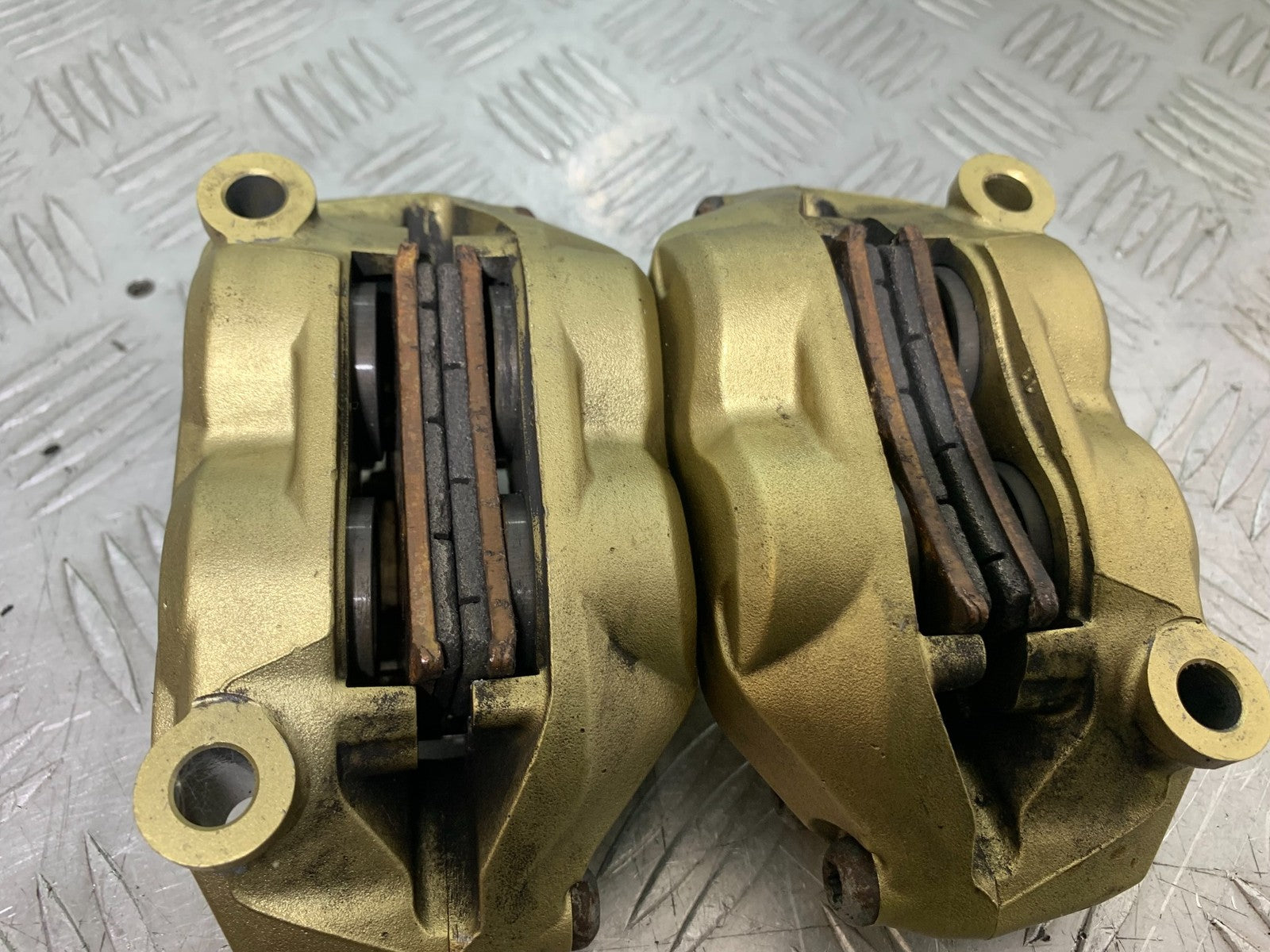 APRILIA TUONO 1000 V4R FRONT CALIPERS  YEAR 2011-13  (CMB1316)