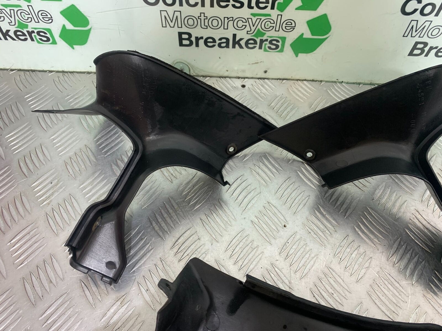 HONDA CBR1100 BLACKBIRD TOP FAIRING INFILLS  YEAR 1999-2005 (CMB1103)