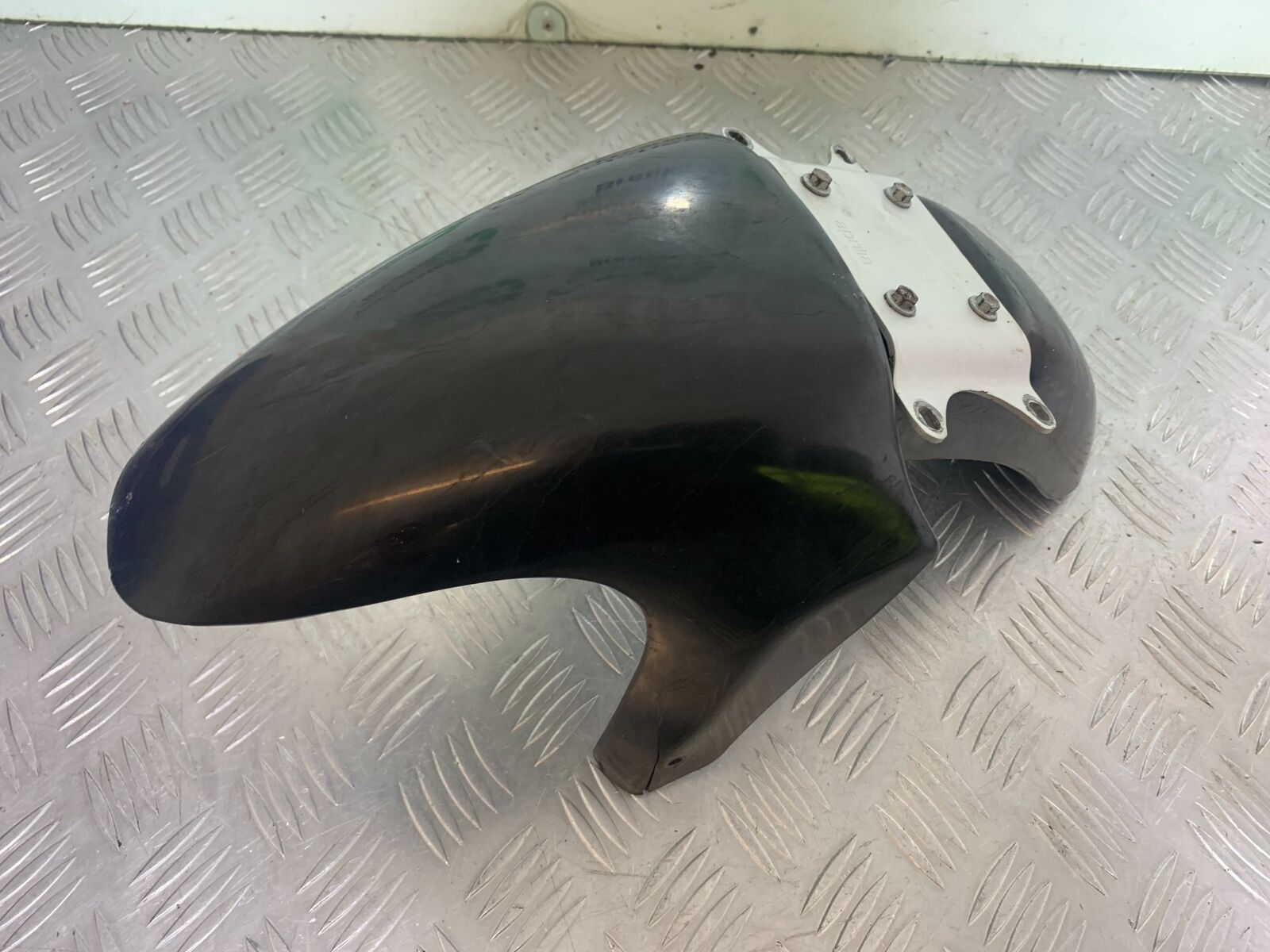 APRILIA RS50 RS 50 FRONT MUDGUARD  YEAR 1996-1998 (CMB1132)