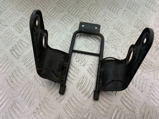 YAMAHA YBR125 YBR 125 HEADLIGHT BRACKET  YEAR 2010-2017 (CMB1252)