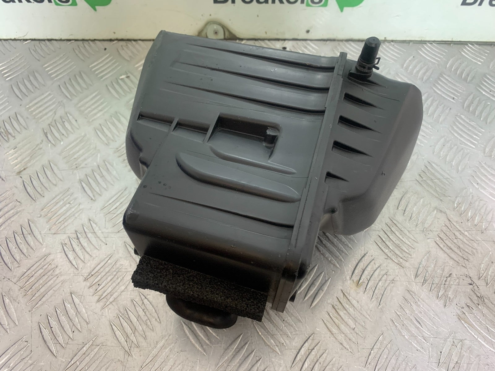 YAMAHA YZF R7 AIRBOX  YEAR 2022-2025 (CMB1255)