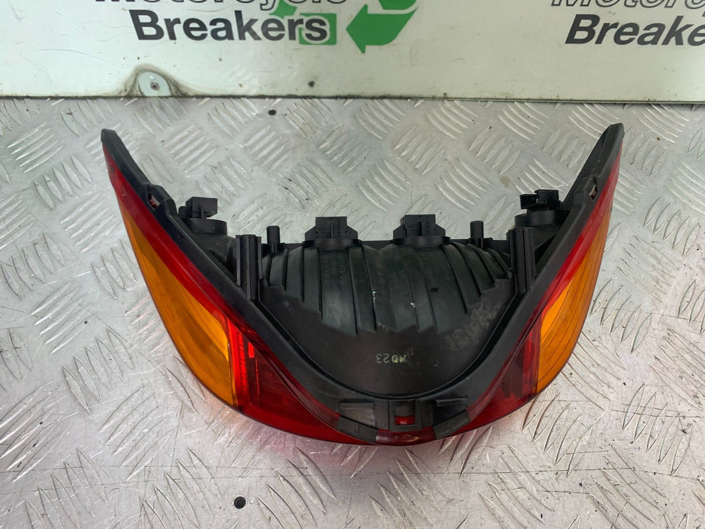 HONDA VFR800 PRE V-TEC REAR LIGHT  YEAR 1998-2001 (CMB1233)