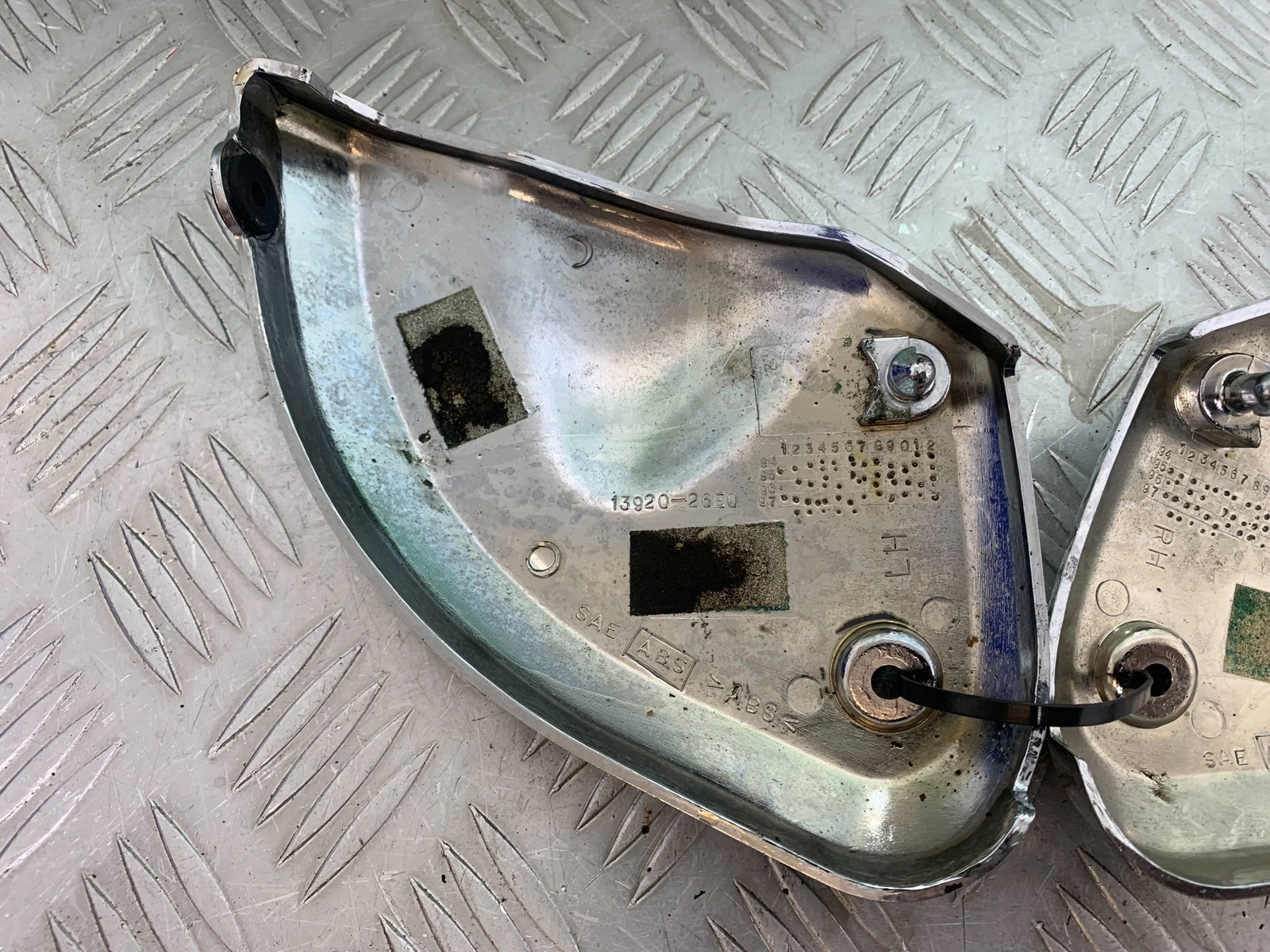 SUZUKI GSF1200  GSF 1200 BANDIT AIRBOX CHROME COVERS YEAR 1997-2000 (CMB1149)