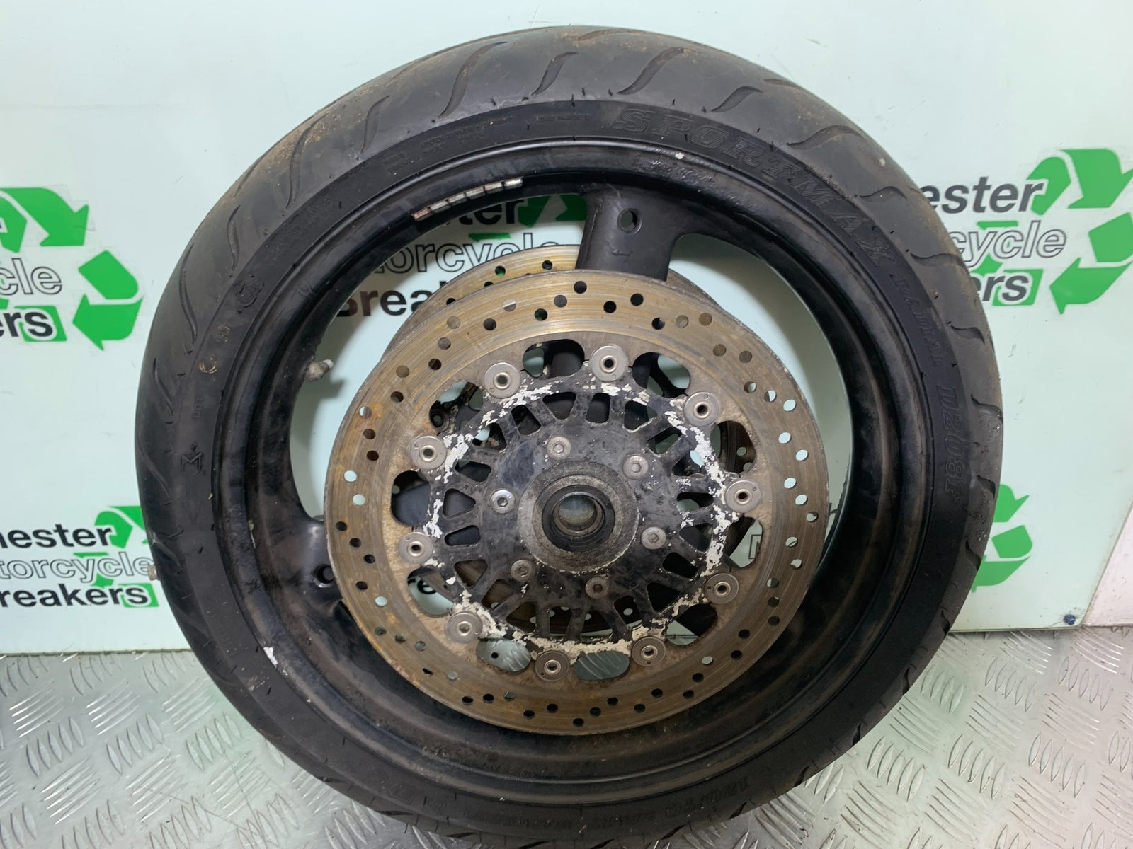 TRIUMPH T509 SPEED TRIPLE FRONT WHEEL  YEAR 1997-1998 (CMB1144)