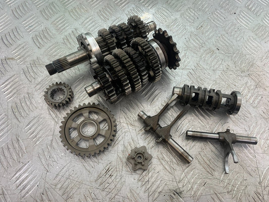 TRIUMPH 675 STREET TRIPLE R GEARBOX GEAR BOX   YEAR 2012 (CMB1221)