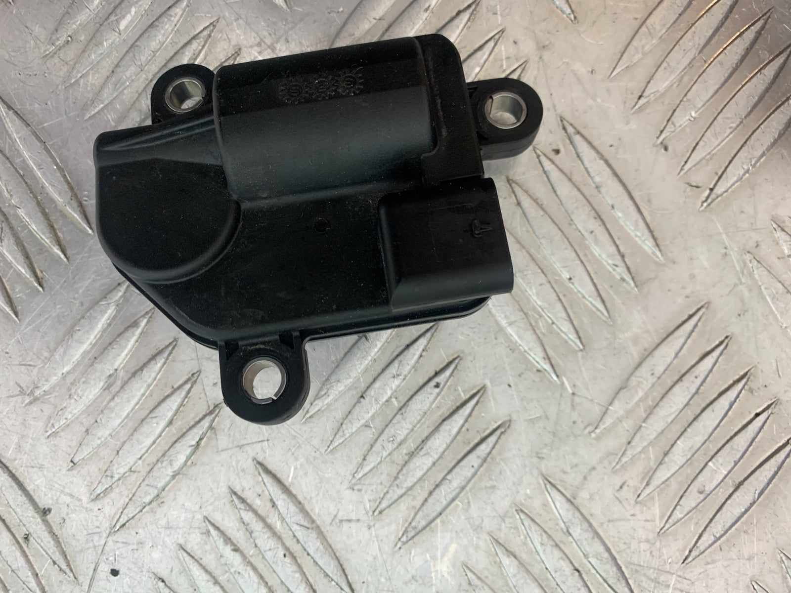 BMW M1000 R INTAKE SERVO ACTUATOR  YEAR 2023-2024 (CMB1140)