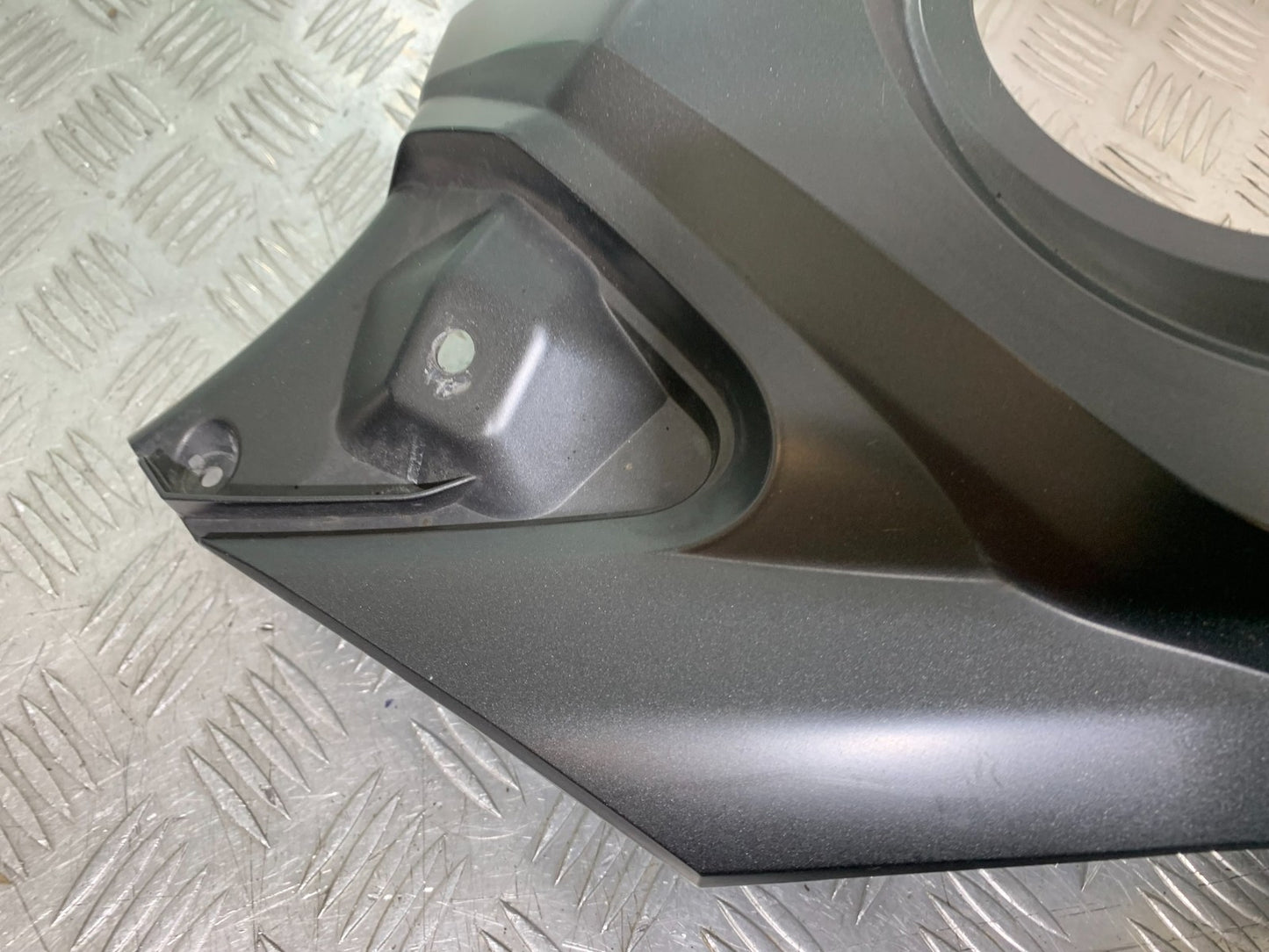 SUZUKI DL1000 V-STROM PETROL TANK COWL  YEAR 2014-2019 (CMB1325)