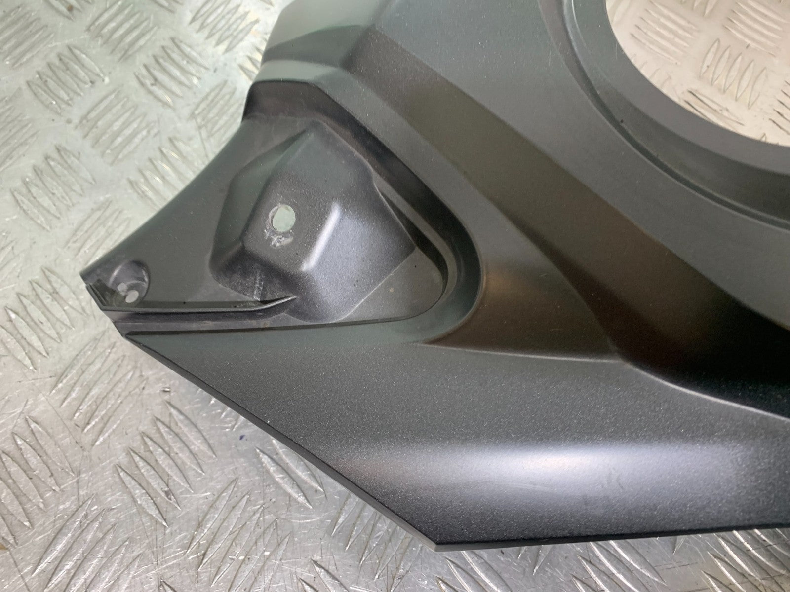 SUZUKI DL1000 V-STROM PETROL TANK COWL  YEAR 2014-2019 (CMB1325)