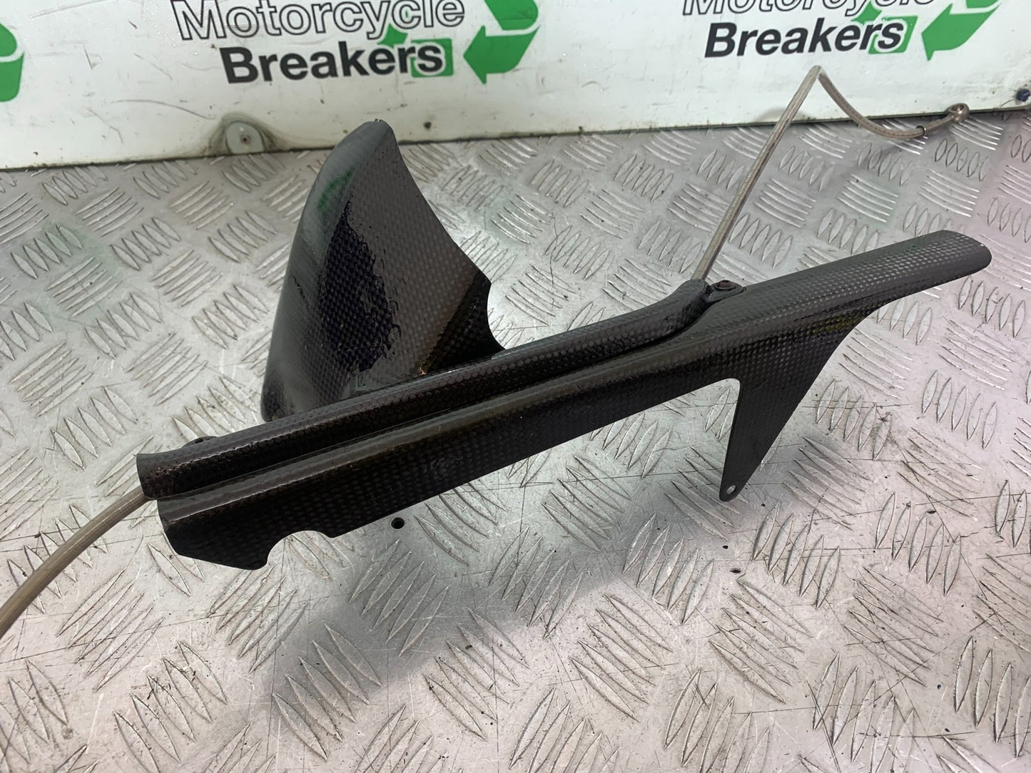 DUCATI 996 SPS 748 916 998 CARBON HUGGER (DAMAGED)  1999-2000 (CMB1209)