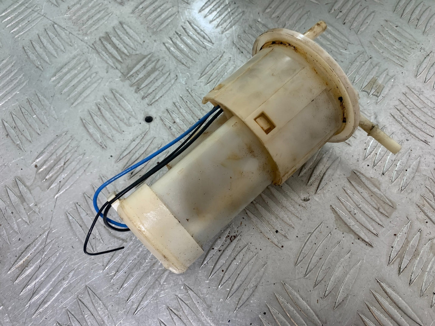 YAMAHA YZF R1 PETROL PUMP YEAR 2004-2006 (CMB1155)