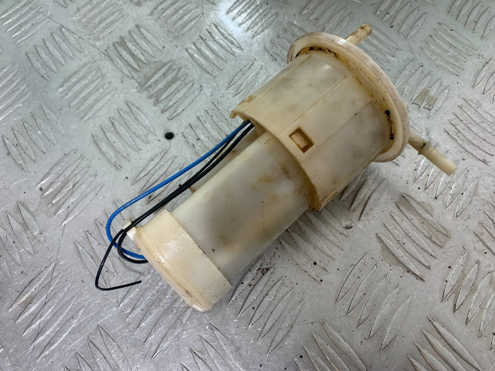 YAMAHA YZF R1 PETROL PUMP YEAR 2004-2006 (CMB1155)