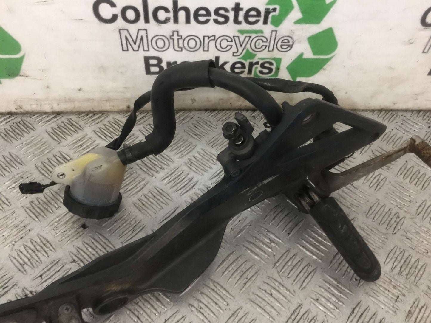 HONDA CB600 CB 600 F-9 HORNET RIGHT HANGER  2009 (STOCK 869)