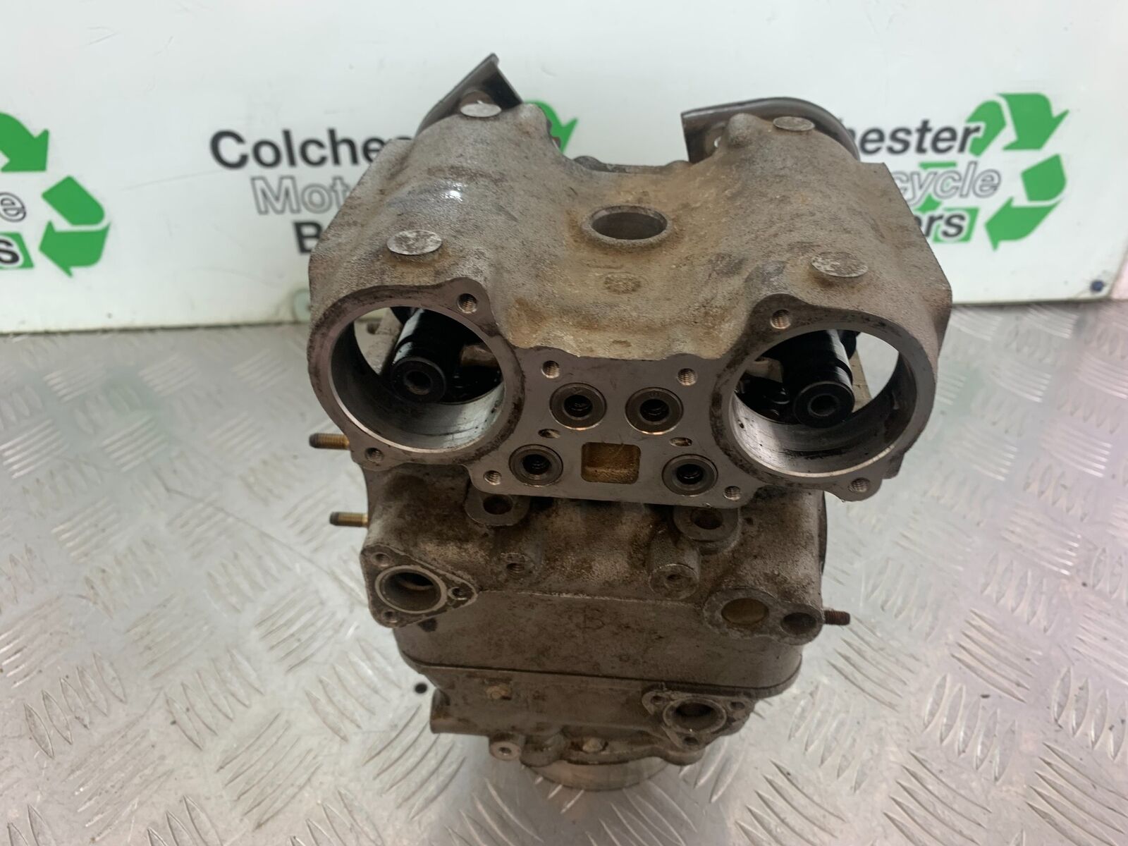 DUCATI 748 REAR CYLINDER HEAD AND CAMS YEAR 1999 2003