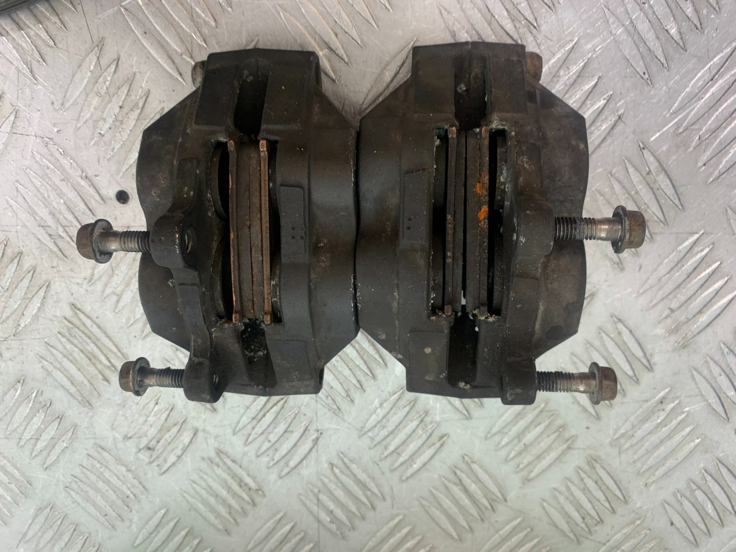 SUZUKI GSXR600 GSXR 600 K1 K2 K3 FRONT BRAKE CALIPERS 1999-03 (CMB1284)