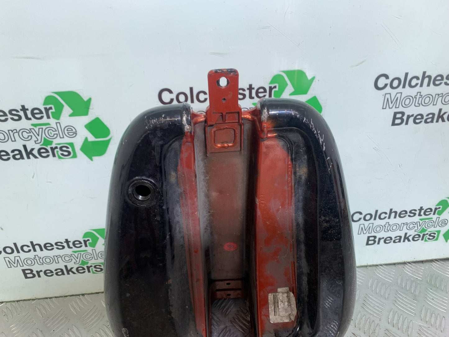 HARLEY DAVIDSON FXS BLACKLINE 1585 PETROL TANK   YEAR 2012 (CMB1147)