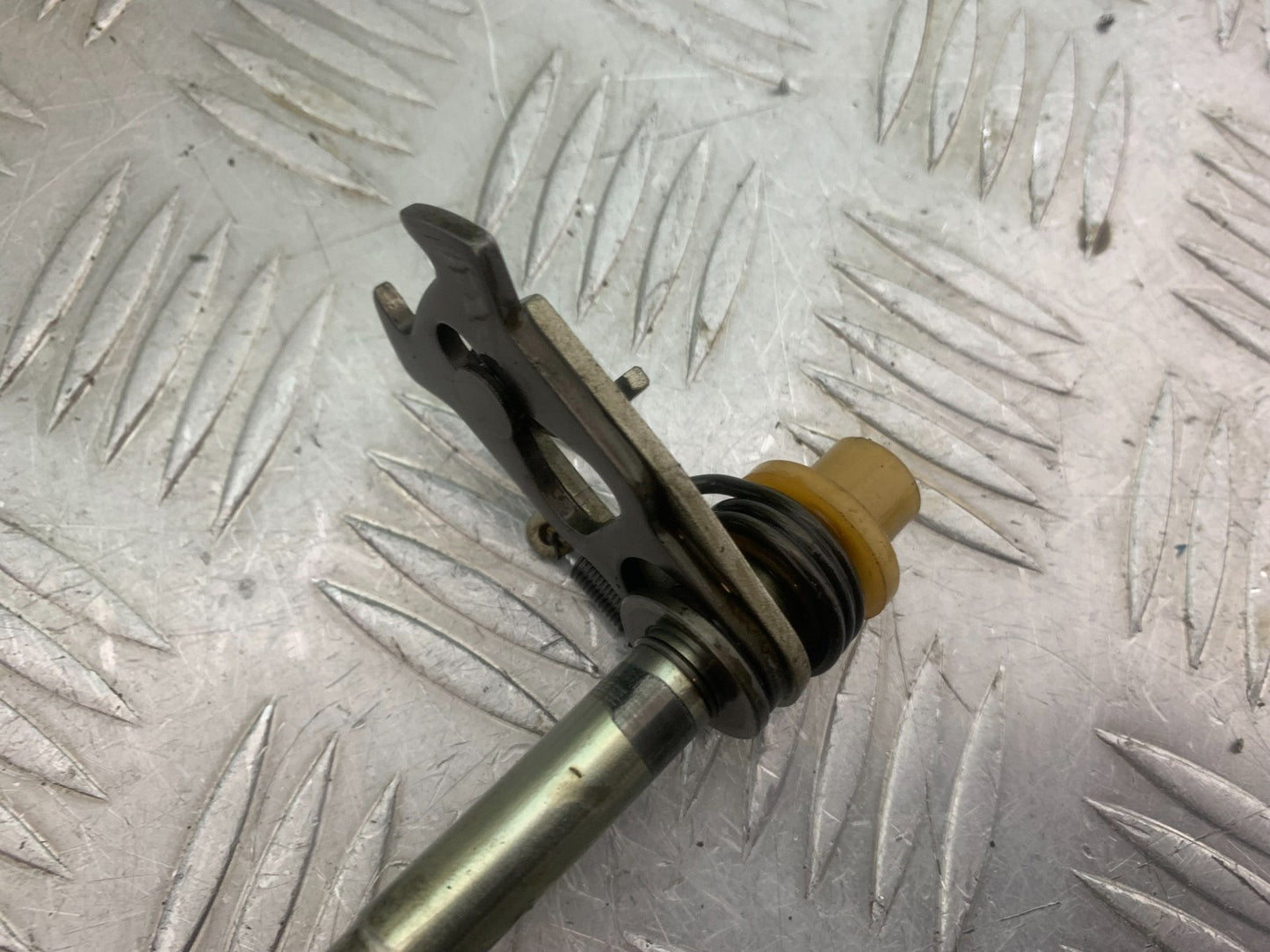 APRILIA RSV4 FACTORY GEAR LEVER SHAFT   YEAR 2009-2012 (CMB1224)