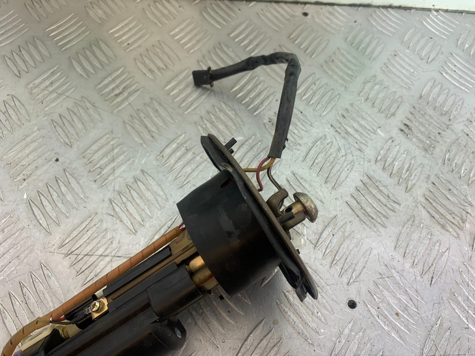 HONDA CBR600 CBR 600 RR PETROL PUMP  YEAR 2003-2004 CMB1173)