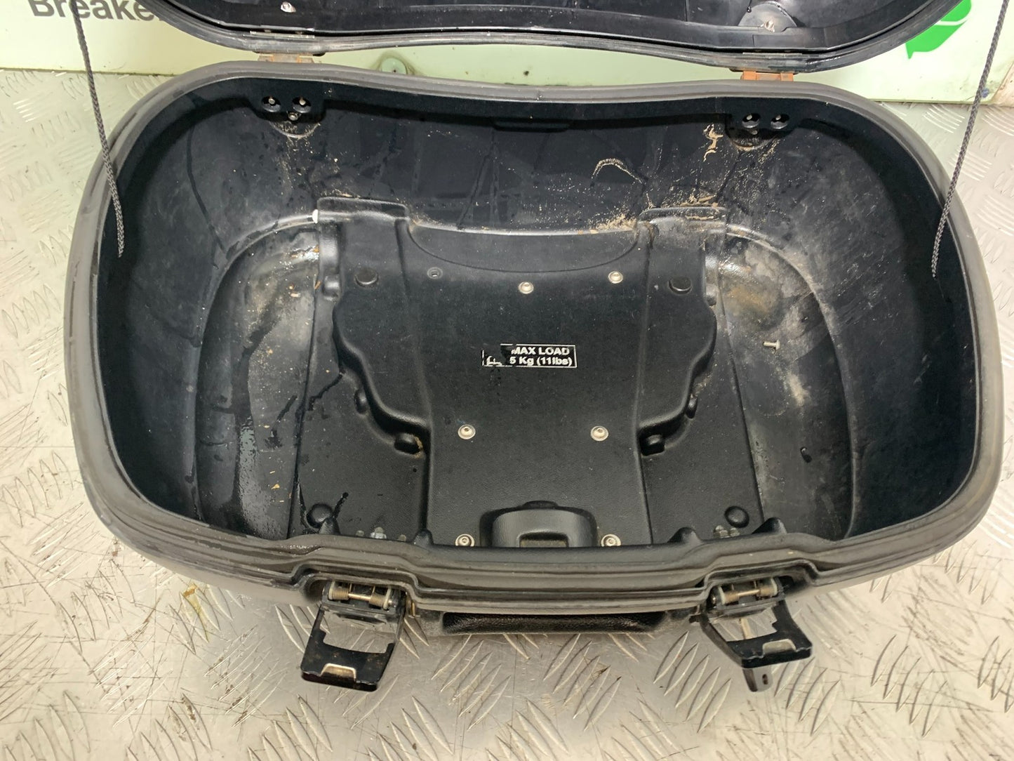 TRIUMPH 955i SPRINT ST TOP BOX AND RACK  YEAR 1999-04 (CMB1230)