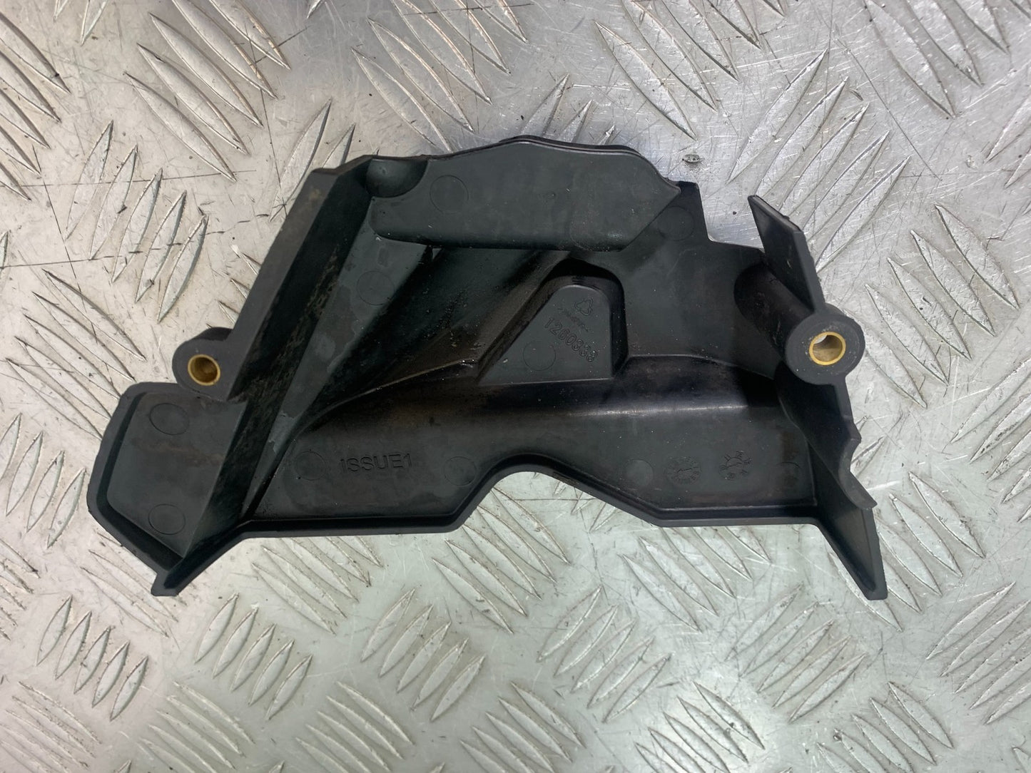 TRIUMPH TIGER 800 XRT SPROCKET COVER   2018-2020 (CMB1193)