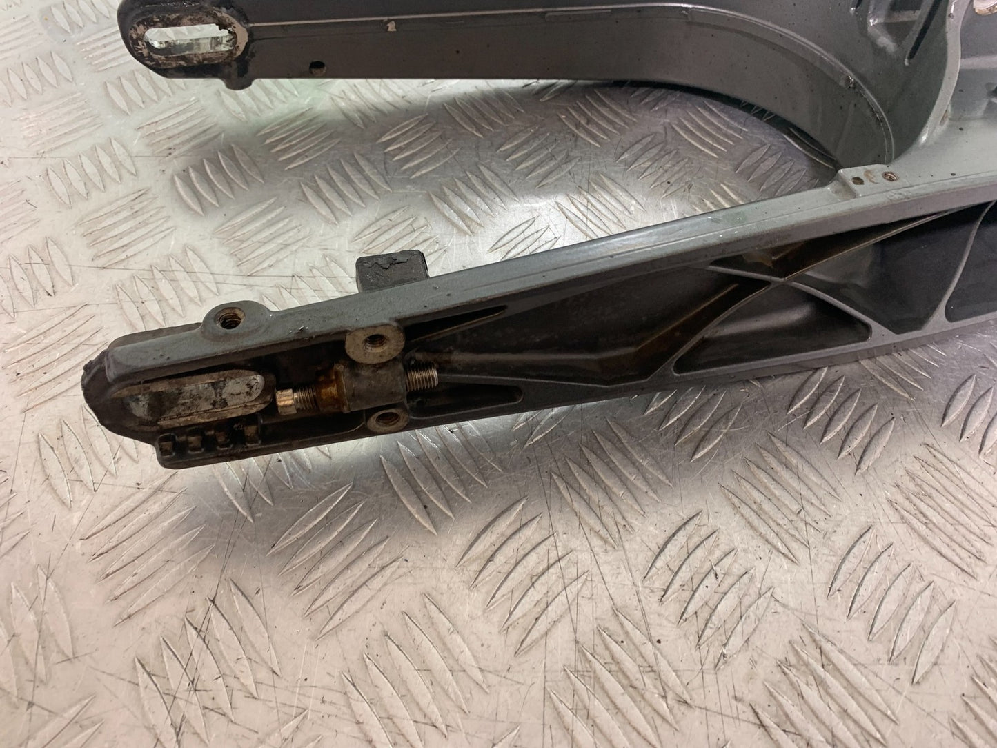 KTM DUKE 125 SWINGARM  YEAR 2017-2022 (CMB1222)