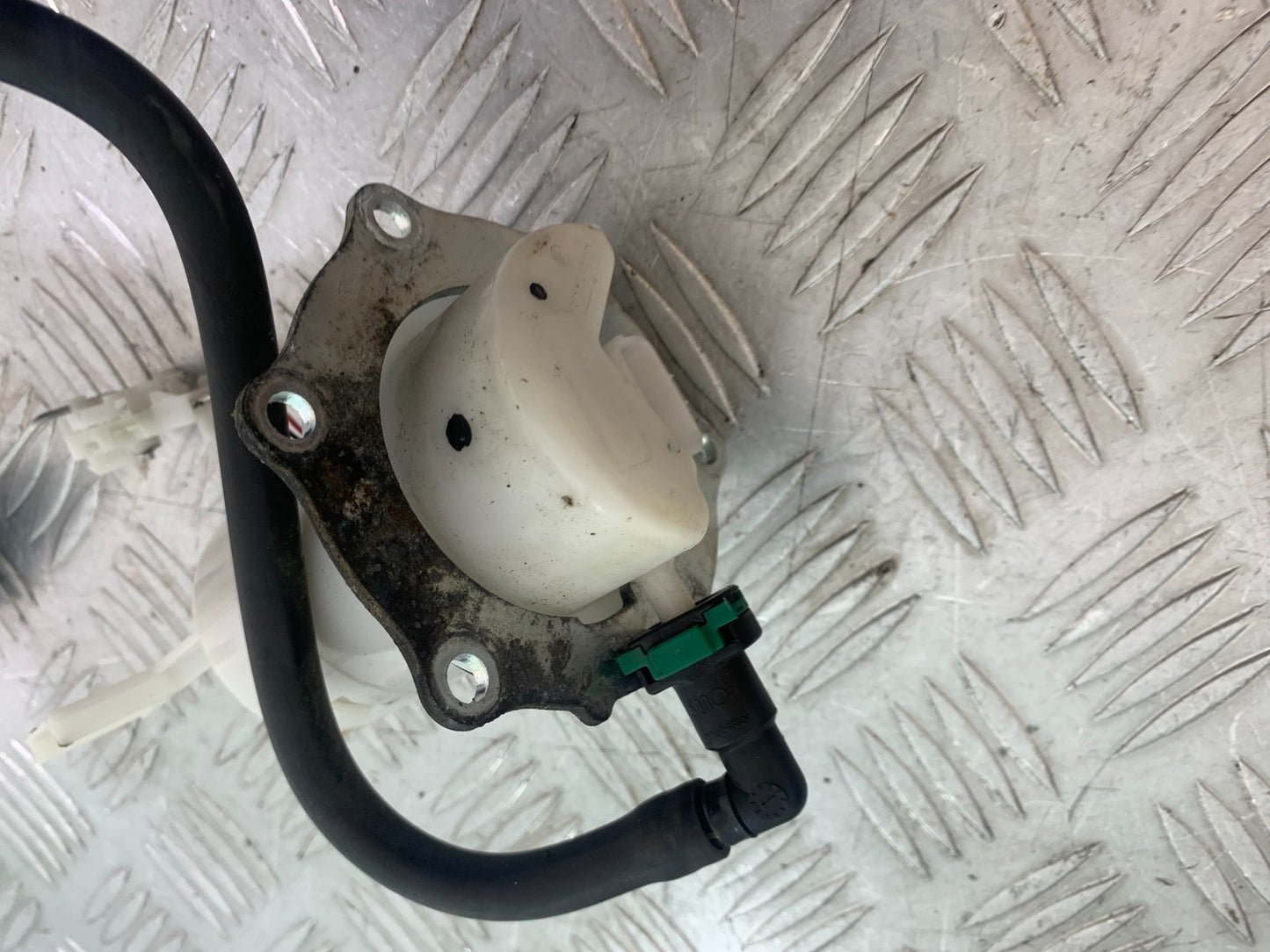 KAWASAKI Z125 Z 125 PETROL PUMP   YEAR  2018-2023 (CMB1167)