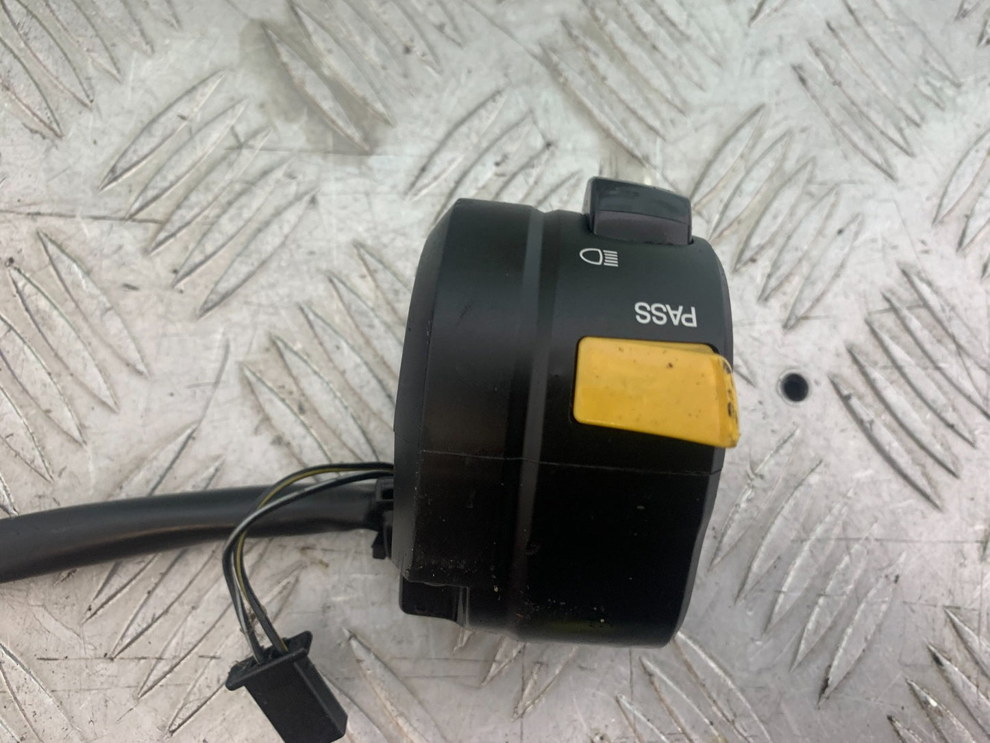 SUZUKI GSR600 GSR 600 LEFT SWITCH GEAR   2006-2010 (CMB1177)