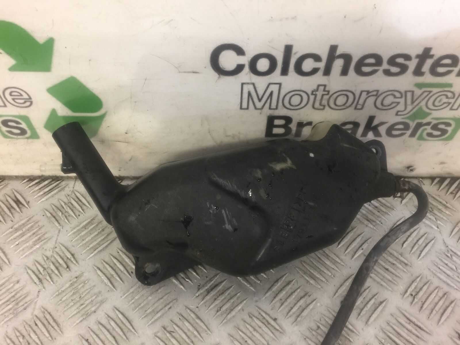 SUZUKI SV650 SV 650 COOLANT BOTTLE   YEAR 1999 STOCK 417
