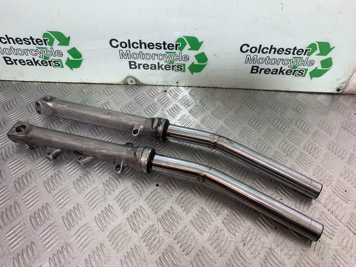 HONDA NTV 600 REVERE FORKS (BENT SOLD AS PARTS)  YEAR 1988-1996  (CMB1281)