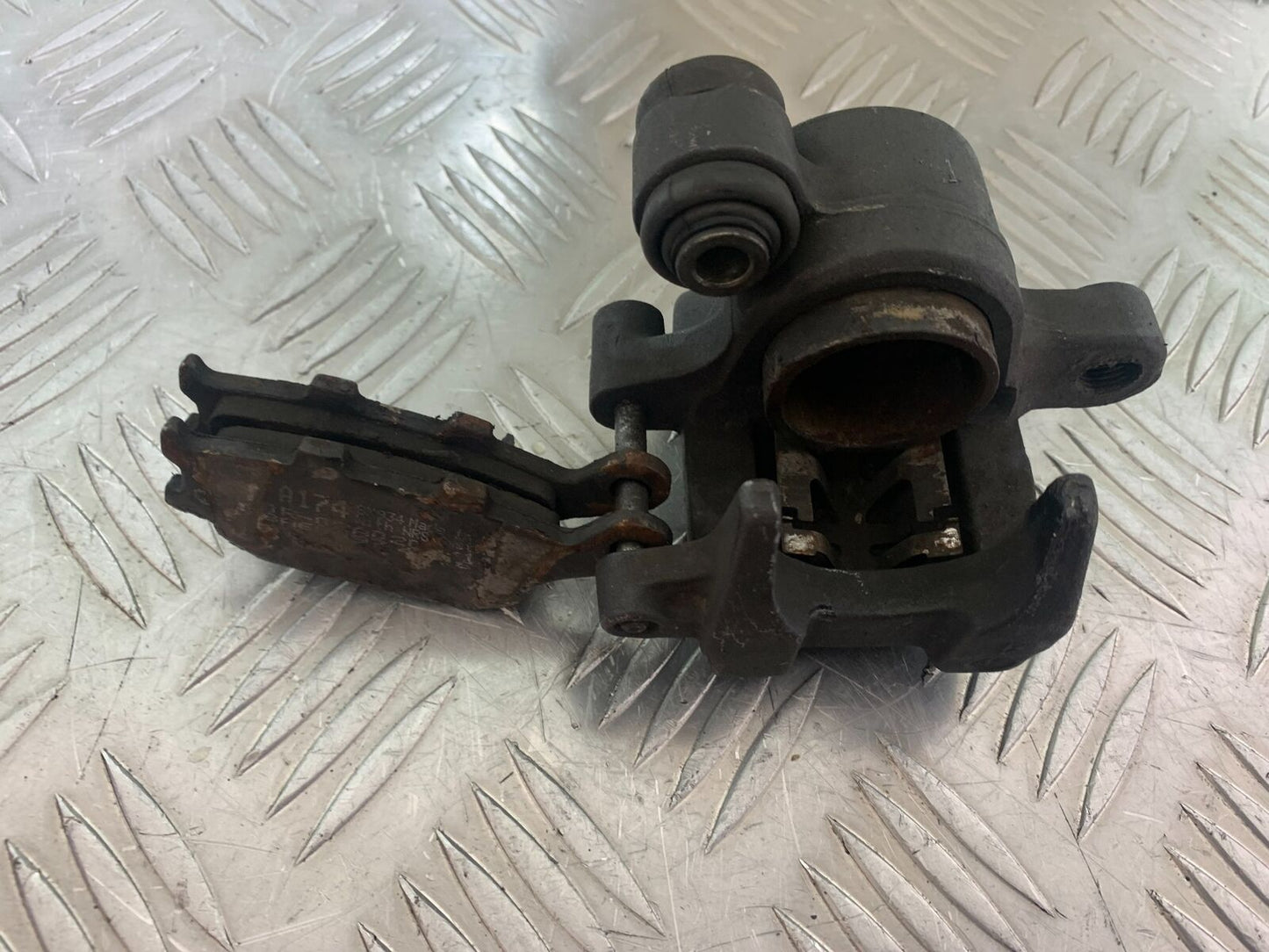 HONDA CBR600 CBR 600 F2 REAR CALIPER  YEAR 1991-1994(CMB1133)