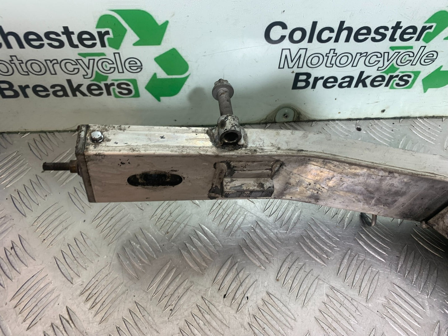 KAWASAKI ZX6R ZX6 F SWINGARM   YEAR 1995-1997 (CMB1169)