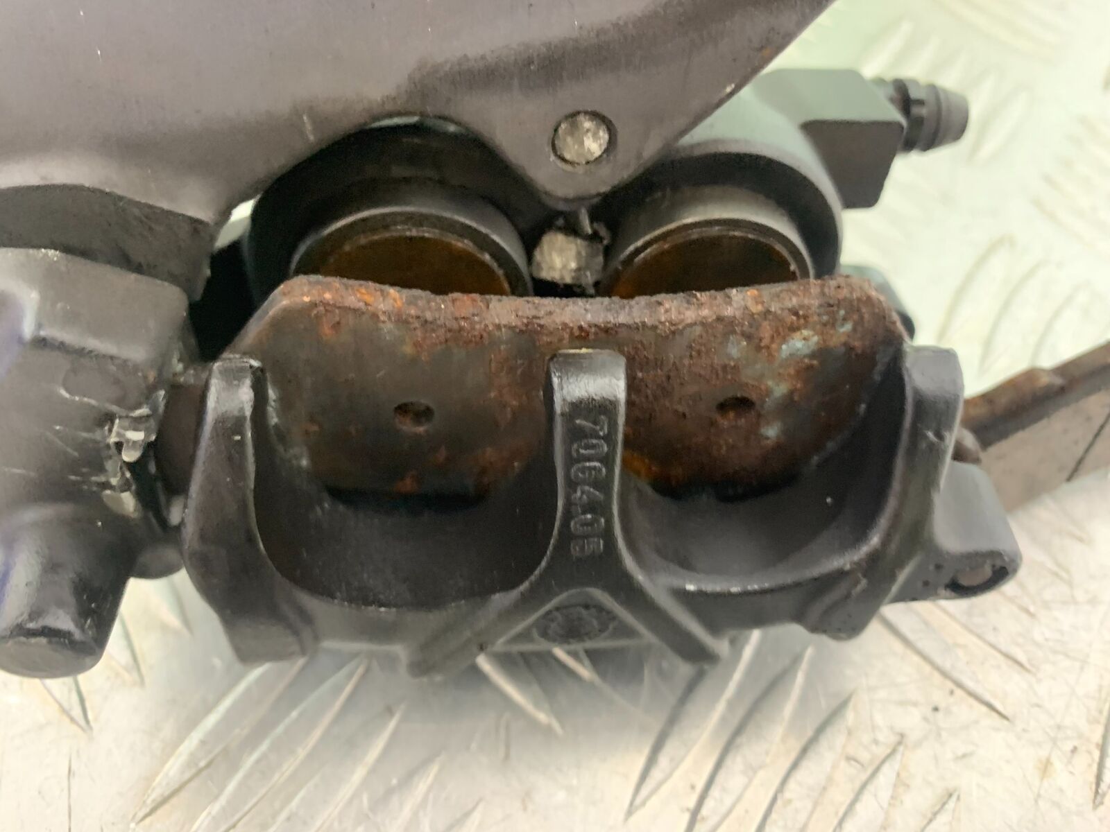 TRIUMPH THUNDERBIRD 1600 REAR BRAKE CALIPER  YEAR 2011 (CMB1107)